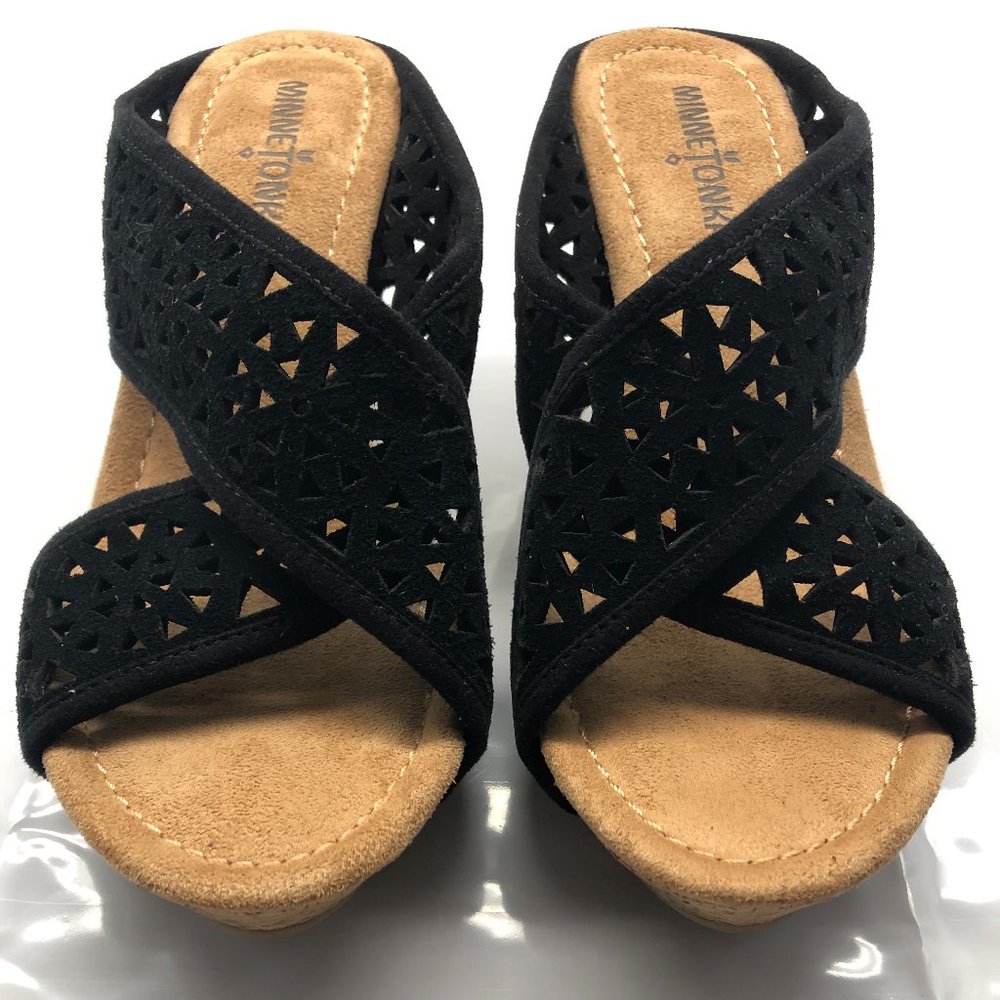 NIB Minnetonka Black Designer Wedges Sz 6